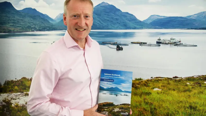 Tavish Scott with election manifesto