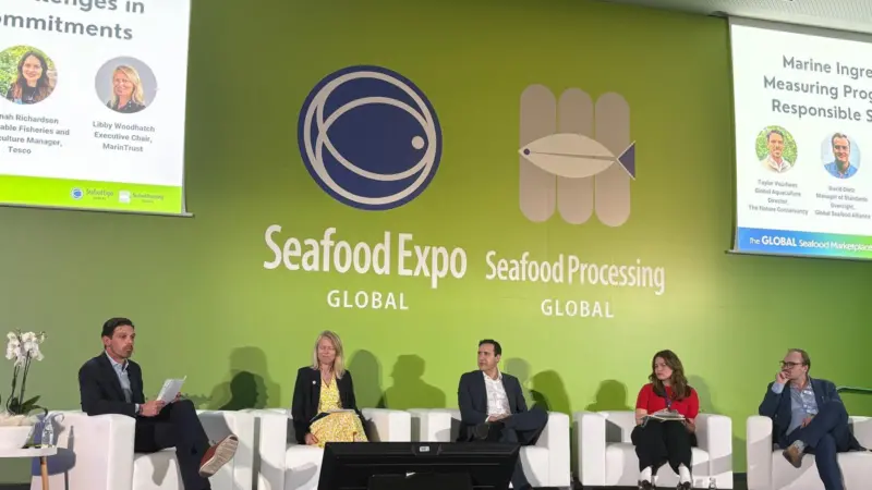A wide angle shot of the “Marine Ingredients in Aquafeeds: Measuring Progress and Challenges in Responsible Sourcing Commitments” at Seafood Expo Global