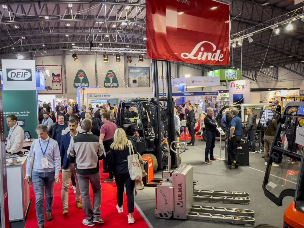 icefish_exhibition057_835259 (1)